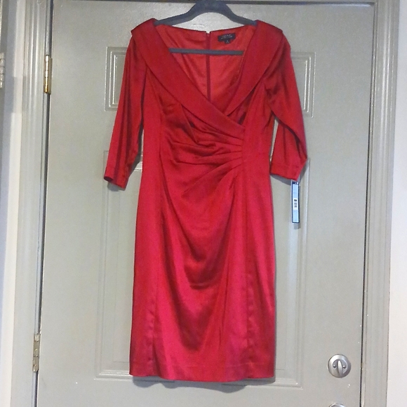 Tahari Arthur S Levine Red Portrait Collar Ruched Satin Sheath Midi Dress Size 8 - Picture 1 of 16